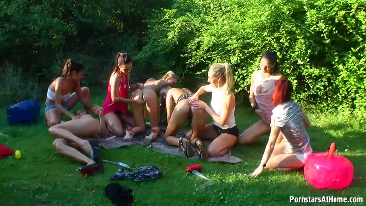 Greased Group Fun Outdoors - Rachel Evans, Jenny Simons, Victoria Puppy