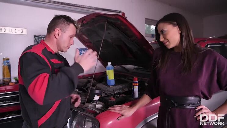 Cassie Del Isla - Deepthroat Delight