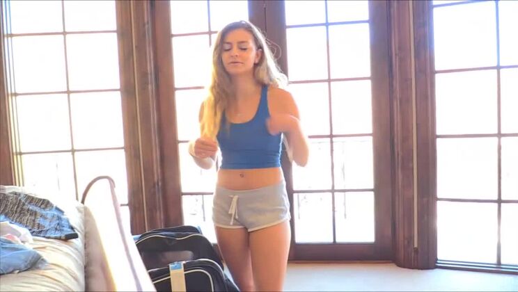Cara's Orgasms are Easy as 1, 2, 3