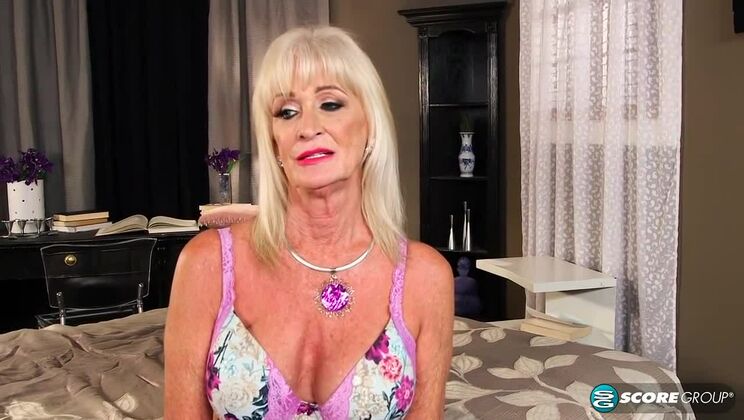 GILF Leah L'Amour Rides Big Cock in Stockings
