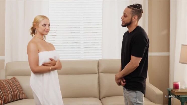 Sarah Vandella's Hot and Steamy Stepmom