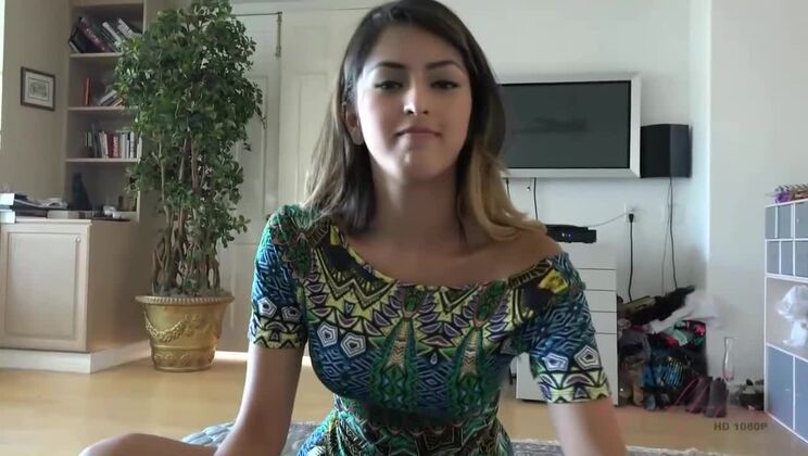 Amateur Foot Action with Sophia Leone