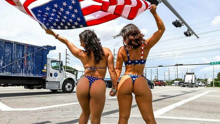 Hardcore Threesome - Doggystyle & Cowgirl Fun