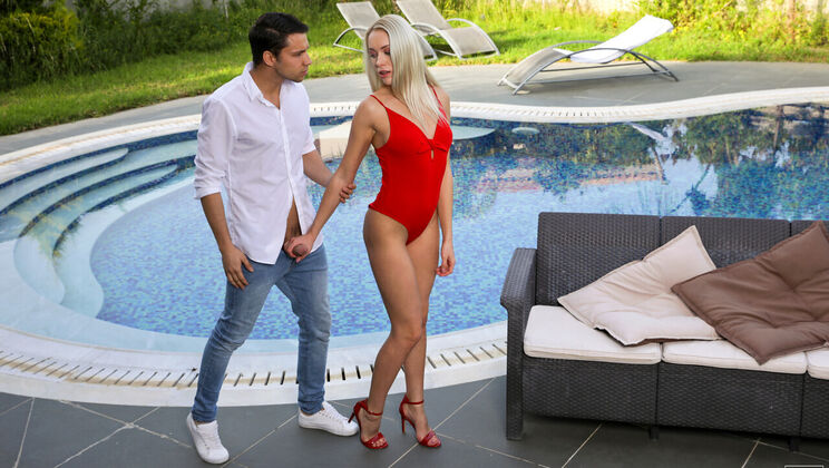 European Couple's Rough Outdoor Sex