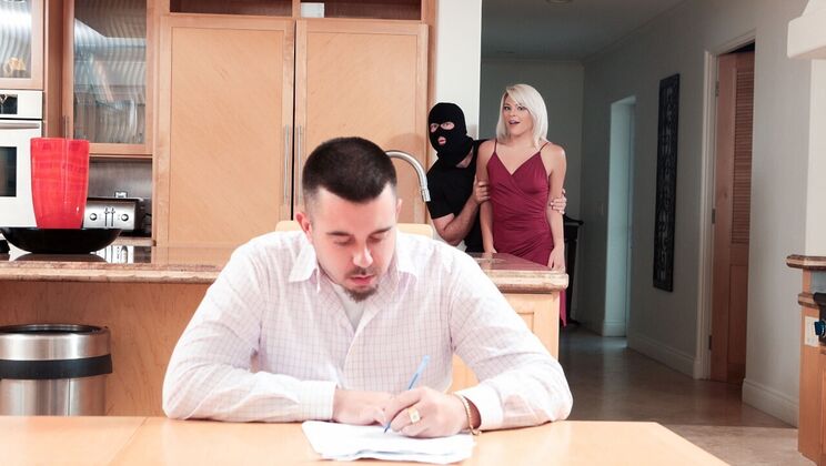 Robber Takes Advantage of My Girlfriend