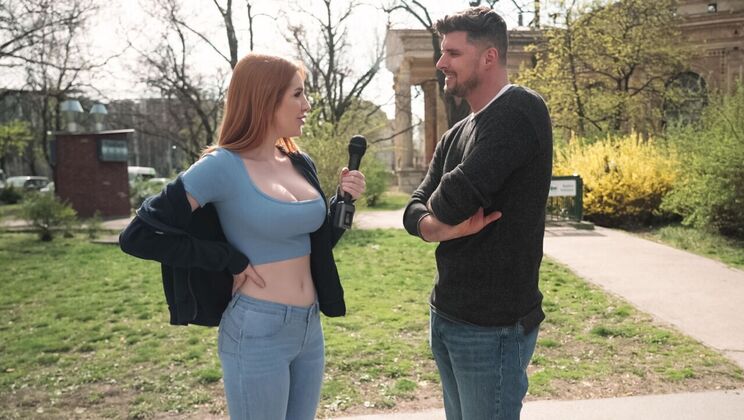 Big Cock Fucks Scarlett's Pussy