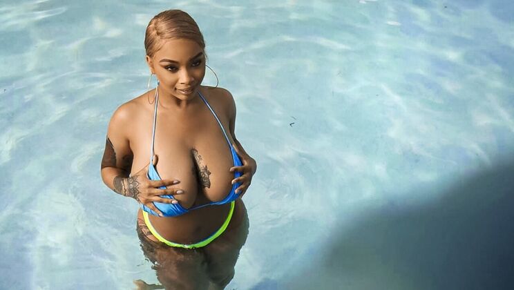 Poolside Blowjob with Blonde