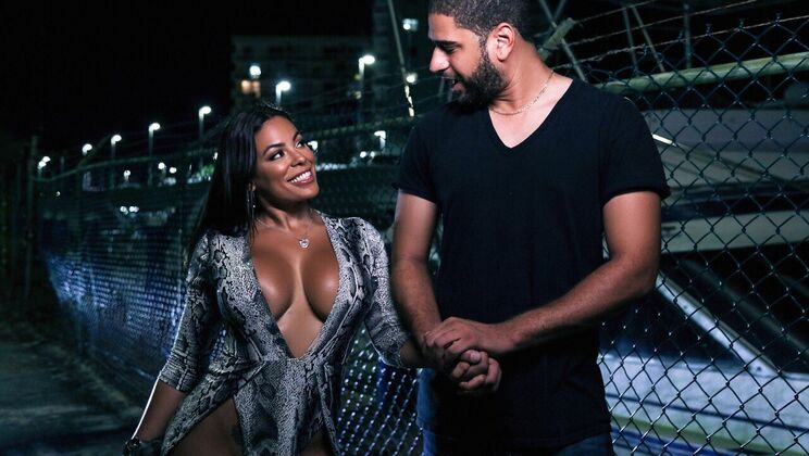 Tattooed Latina Luna Star Gets Gagged