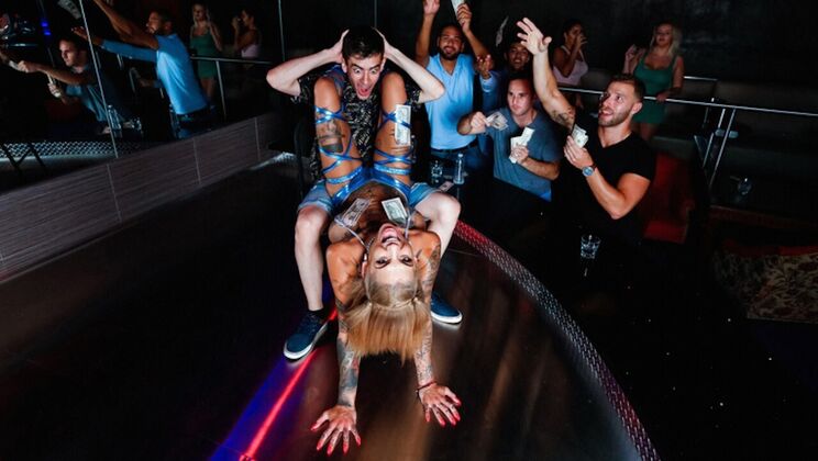 Bonnie Rotten's Enhanced Body in Action