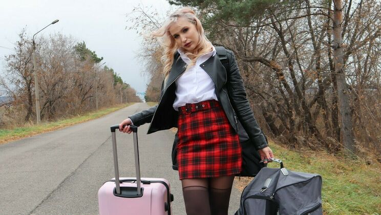 Blowjob and Fucked Missionary Style