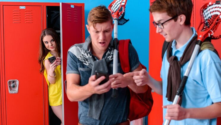 Sporty Teen Gets Fucked by Oliver Flynn