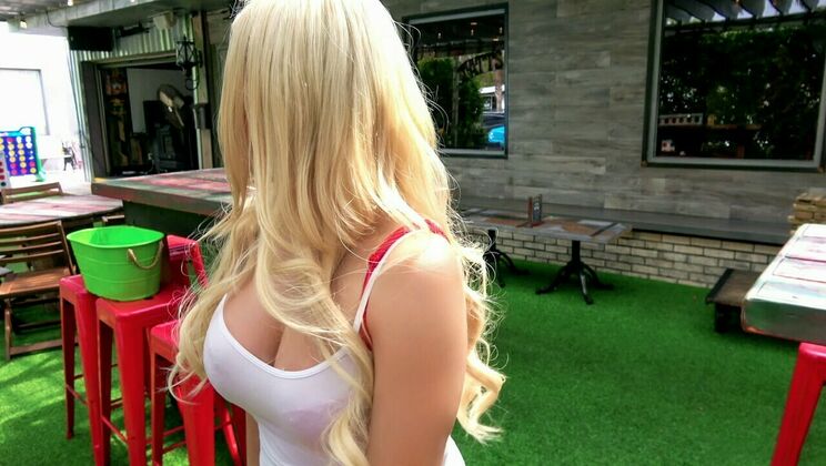 Amateur Teen Open for Business