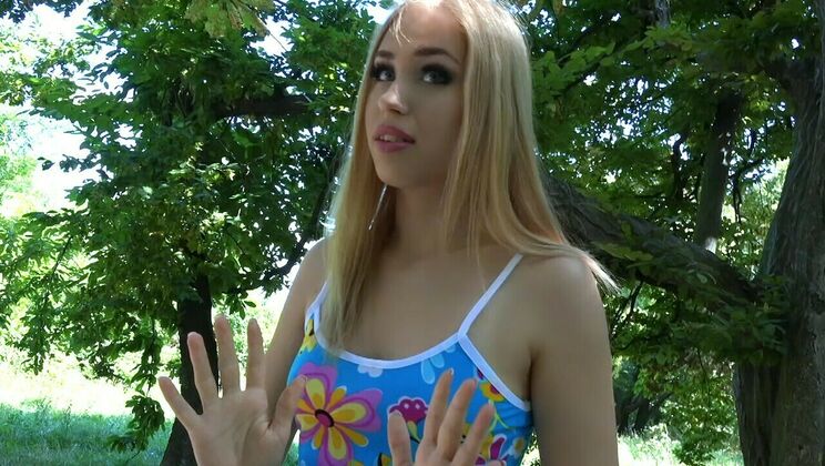 Alana Moon's Blonde Sextape