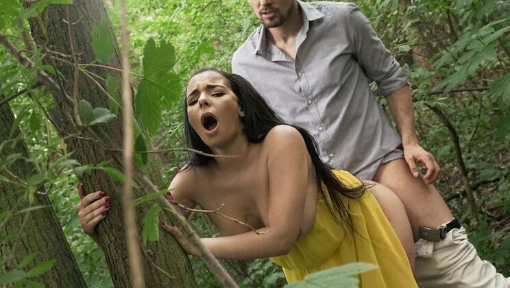 Kristof Cale's Outdoor Doggystyle Fun