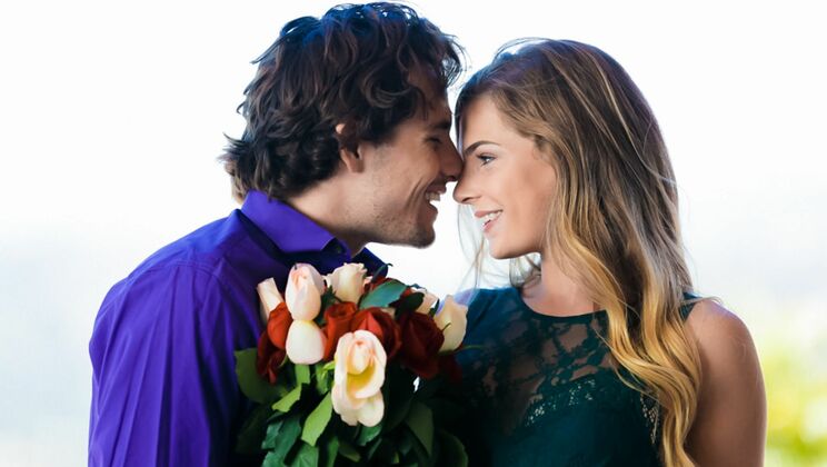 Tyler Nixon and Sydney Cole's Sex Date