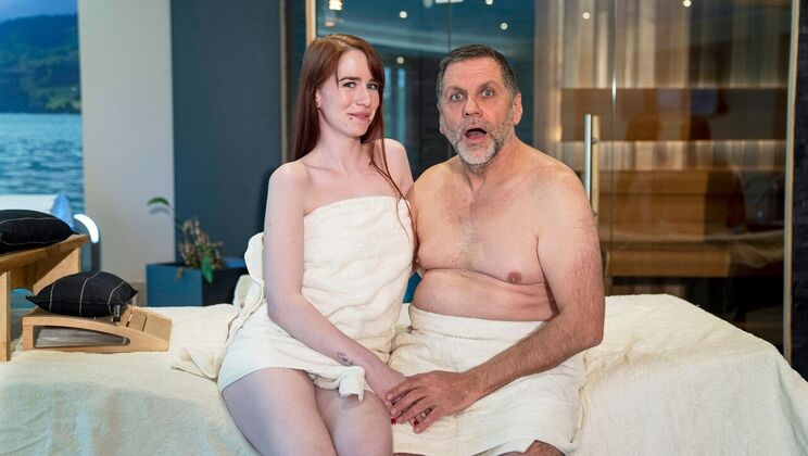 Close Up Pussy Licking Before Rough Doggystyle Action