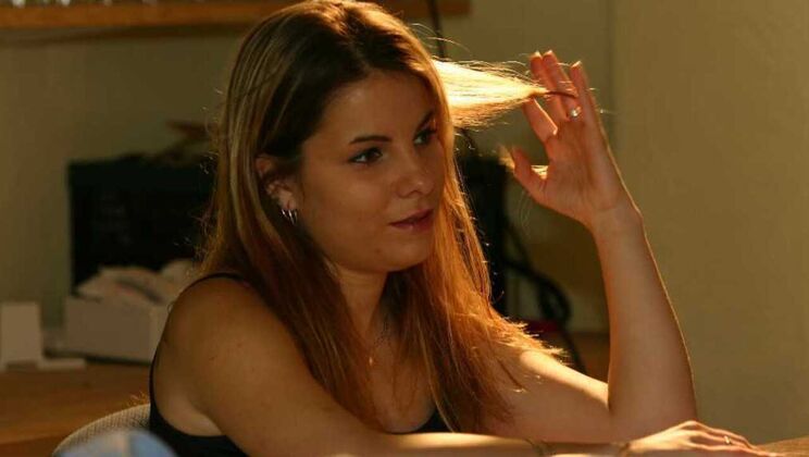 Blonde Bombshell Navla Plays Strip Poker with Timmy
