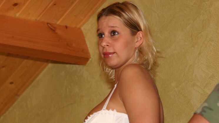 Xzara's Big Tits Pleasure