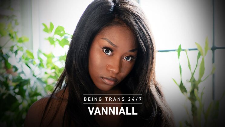 Vanniall's Shemale Interview