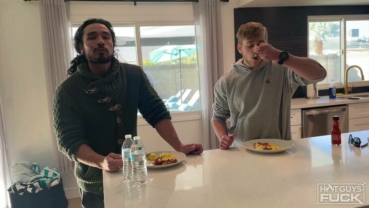 Short Hair Studs Brock & Leo Getting Ready to Fuck