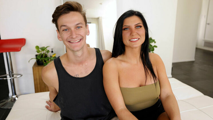 Roman Austin and Veena Violetta - Doggystyle Sex