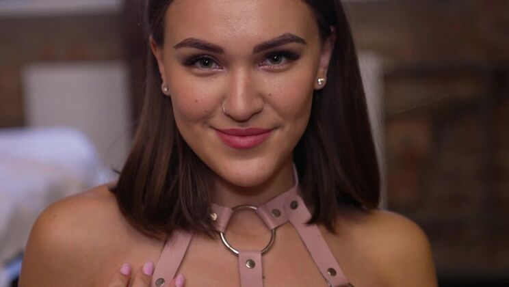 Beautiful MILF in BDSM with Dominant Ass-To-Mouth Play