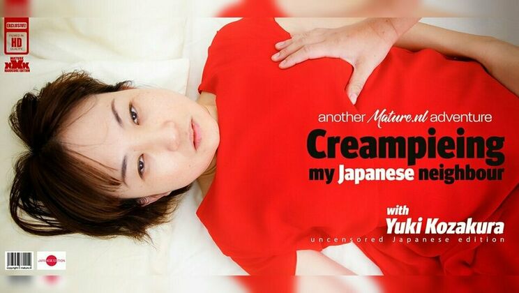 Big Tits Japanese Mom Gets a Creampie from Her Horny Neighbor
