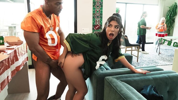 Brunette Asian Slut Gagged & Facialized - Amateur Porn