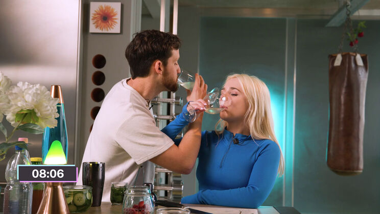 Blonde Bombshells: Fingering & Handjob Magic