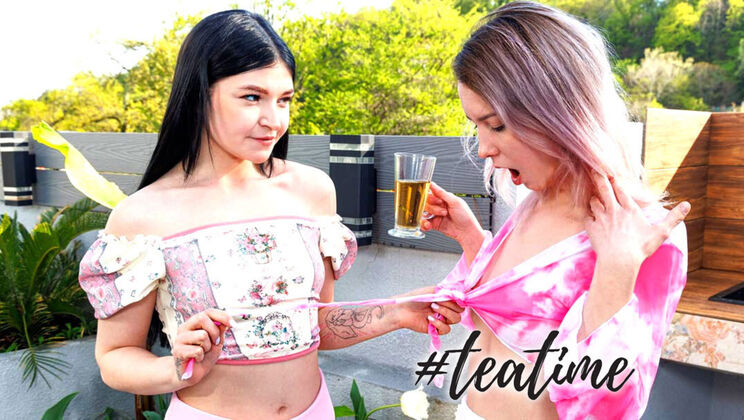 Brunette Teens Alice & Virgin Enjoy Steamy Lesbian Action