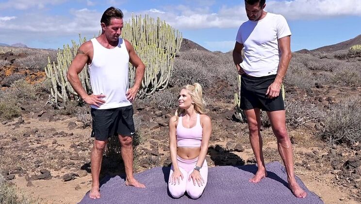 Candee Licious Double Penetration And Facial