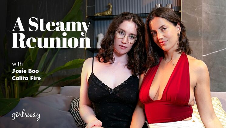 Natural Big Tits Lesbians Kissing and Licking