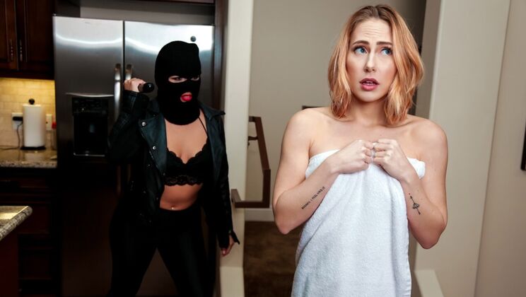 Jenna Sativa Carter Cruise Lesbian Dildo and Scissoring Action