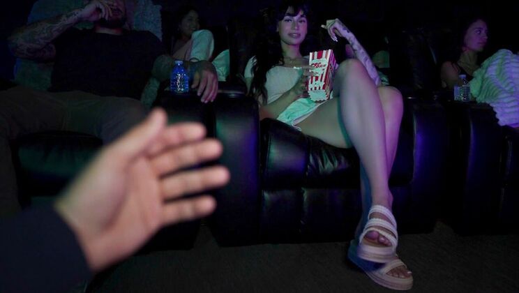 Cock and Popcorn Party