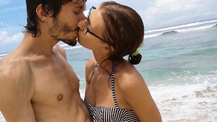 Bali Vlog: Josh & Evie Anal & Deepthroat
